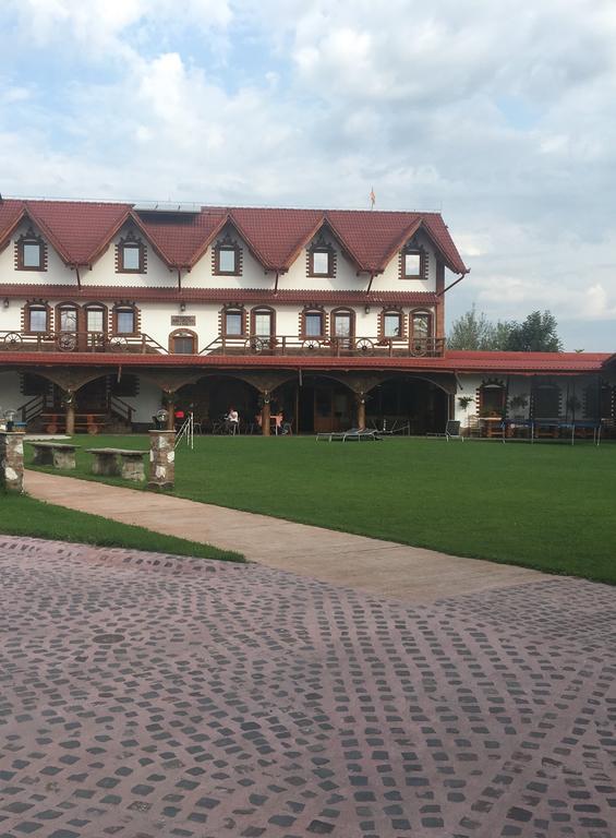 Pensiunea La Nise Sîmbăta de Sus Dış mekan fotoğraf